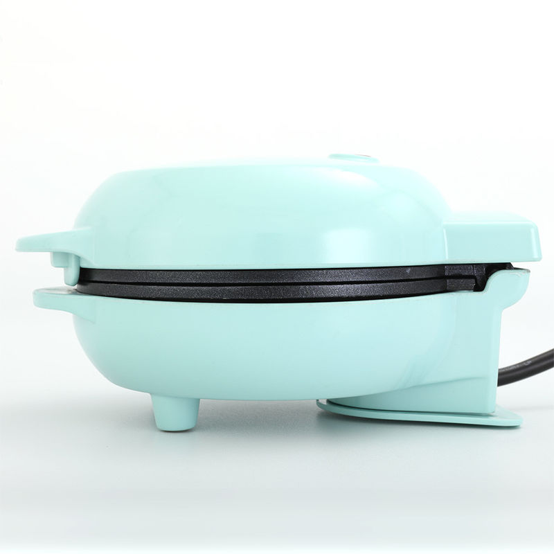 Venta caliente de coloridas viviendas de huevo Waffle Maker mini waffle maker para la cocina